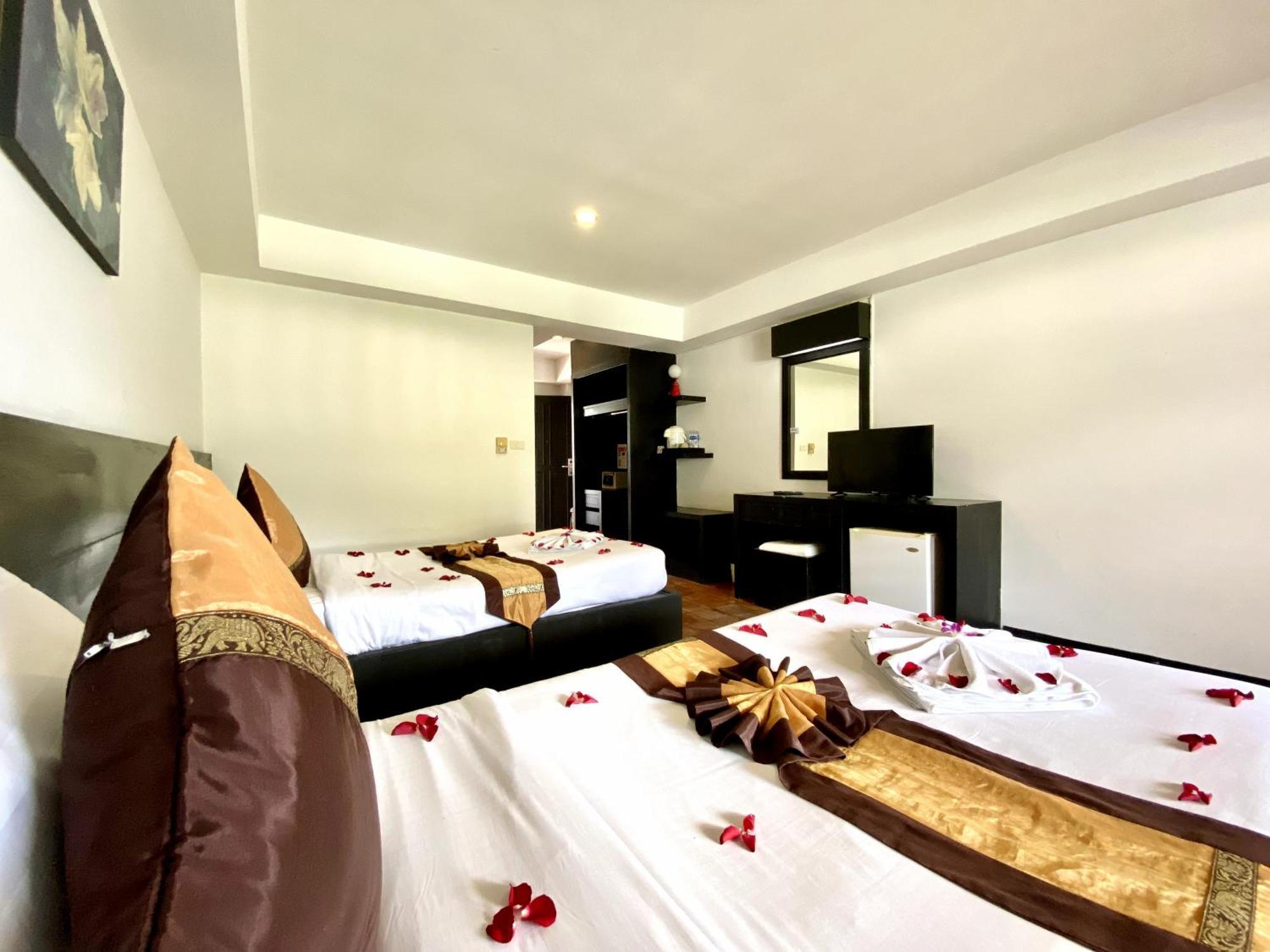 H.R.K.Resort Patong Luaran gambar
