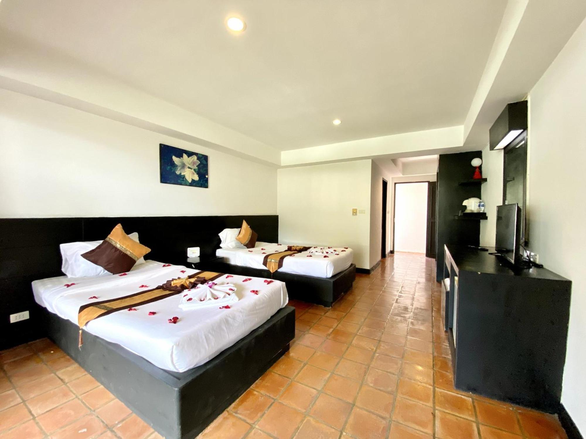 H.R.K.Resort Patong Luaran gambar