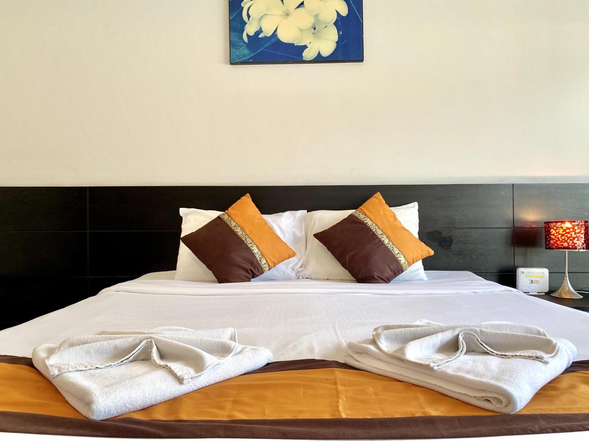 H.R.K.Resort Patong Luaran gambar