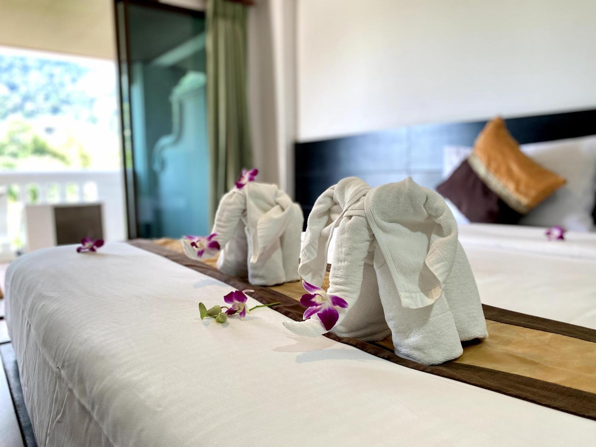 H.R.K.Resort Patong Luaran gambar